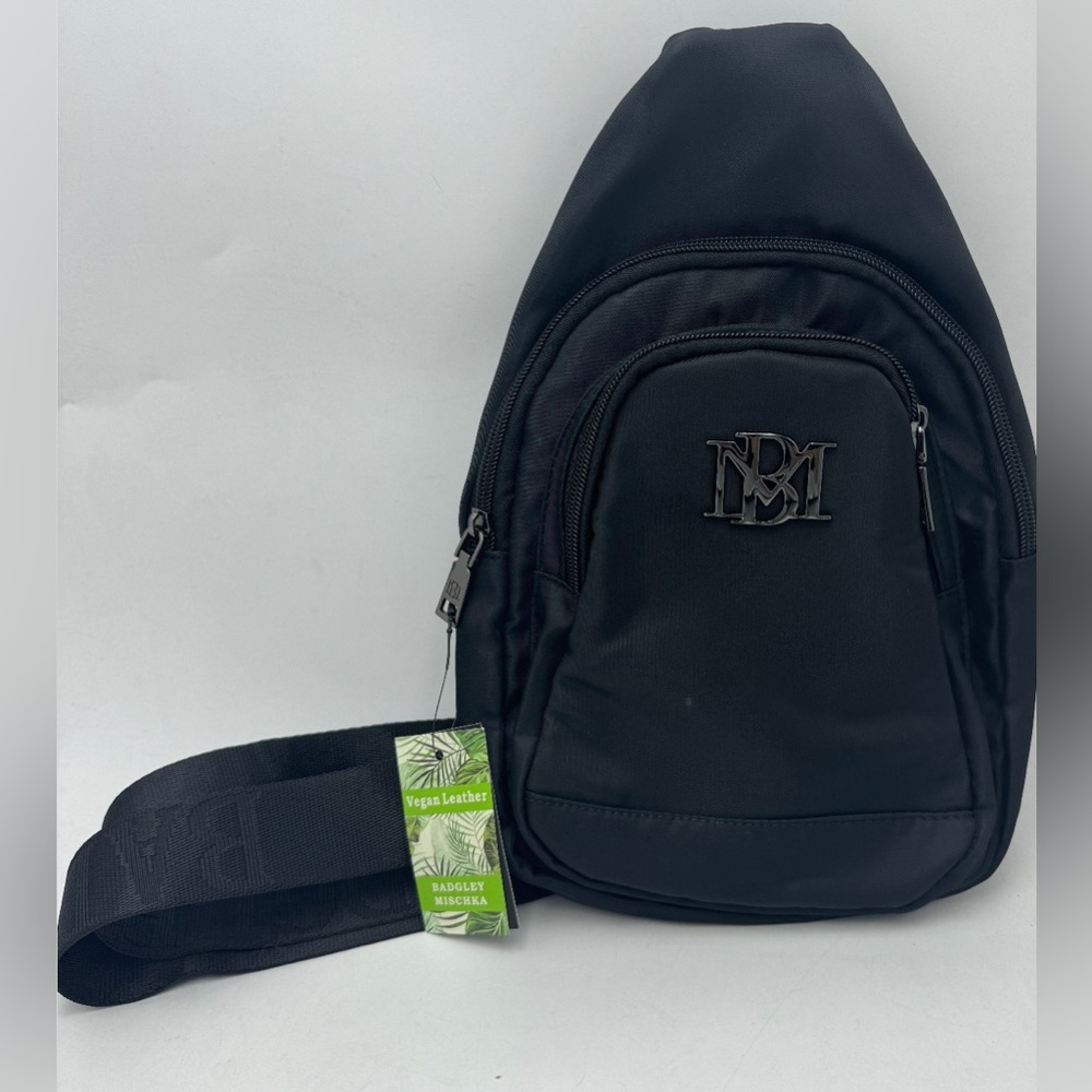 New Badgley Mischka Black Sling Bag